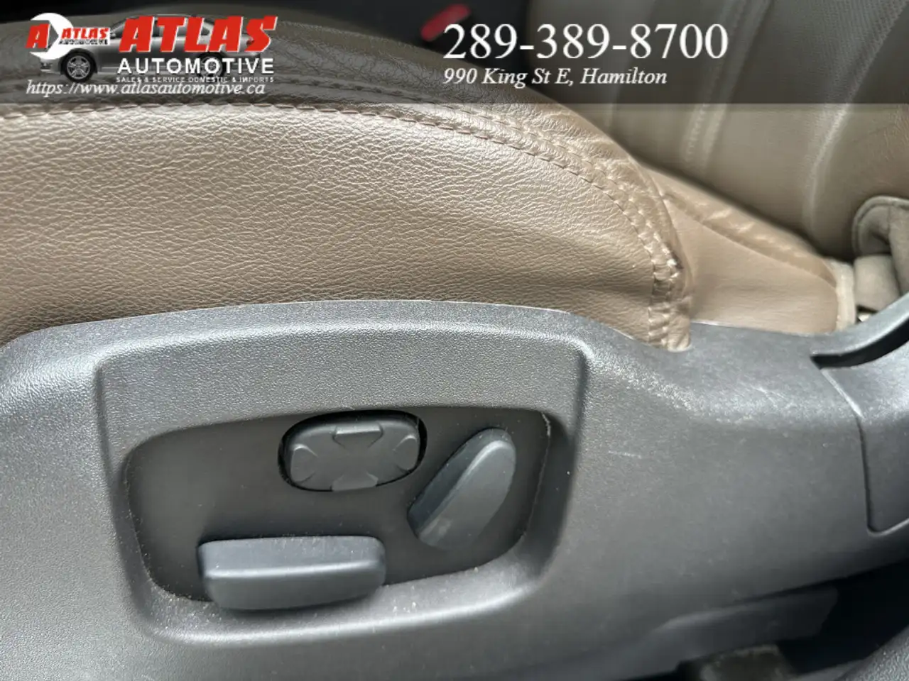 Lincoln MKT снимка Lincoln MKT