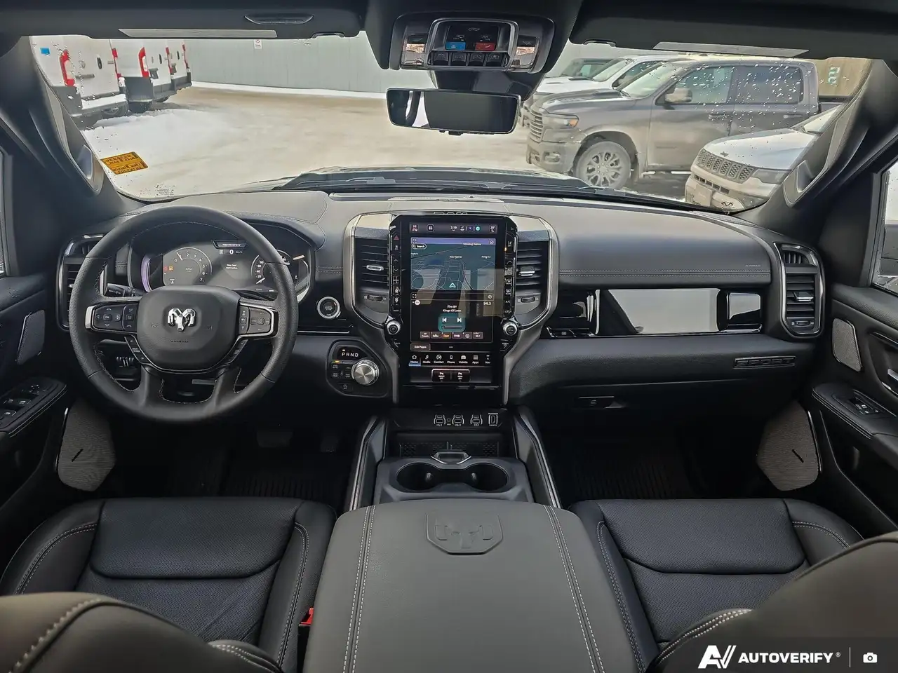 RAM 1500 снимка RAM 1500