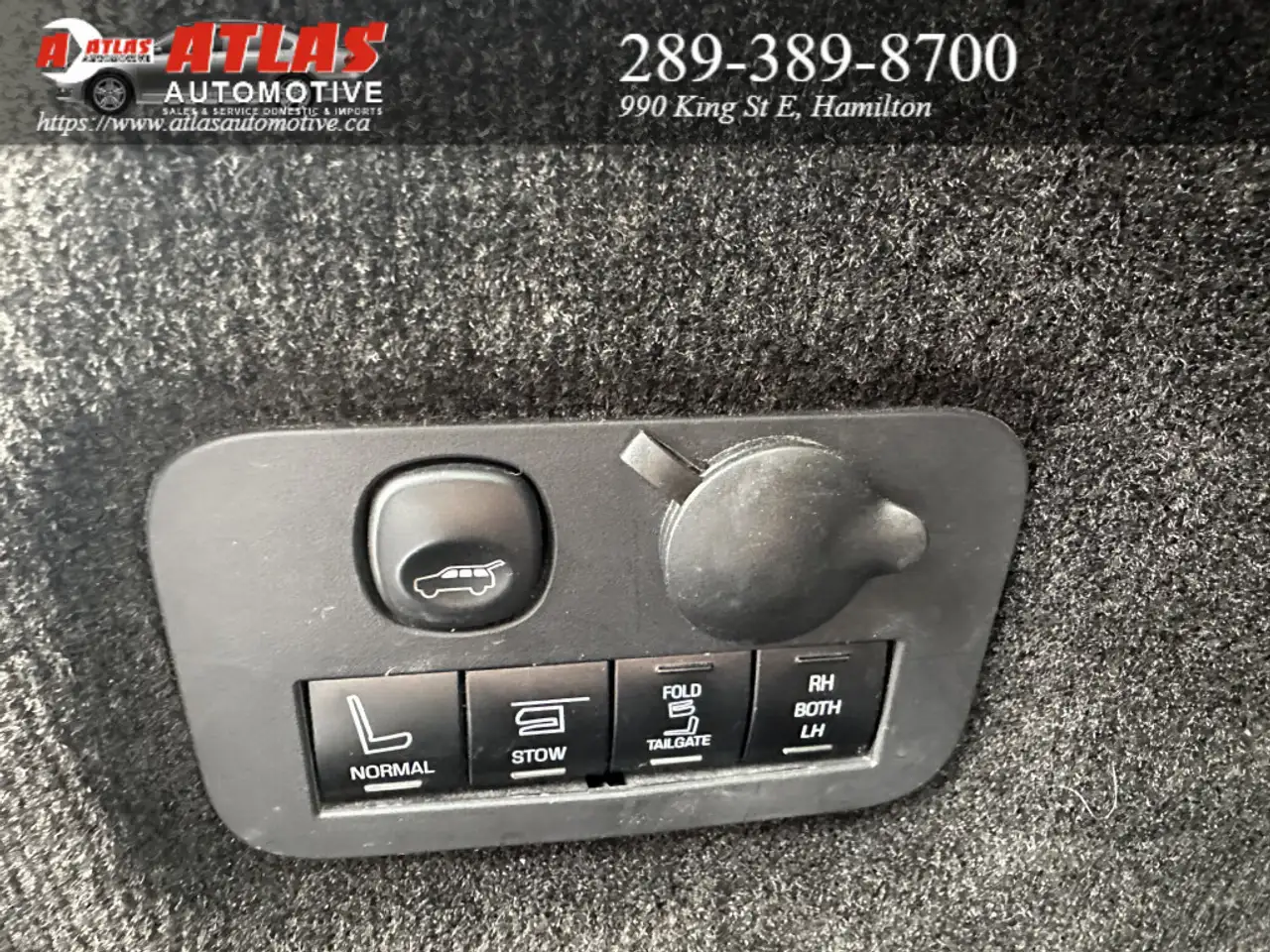 Lincoln MKT снимка Lincoln MKT