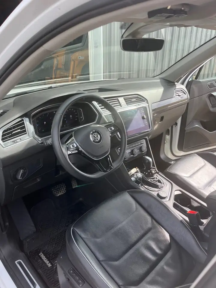 Volkswagen Tiguan снимка Volkswagen Tiguan