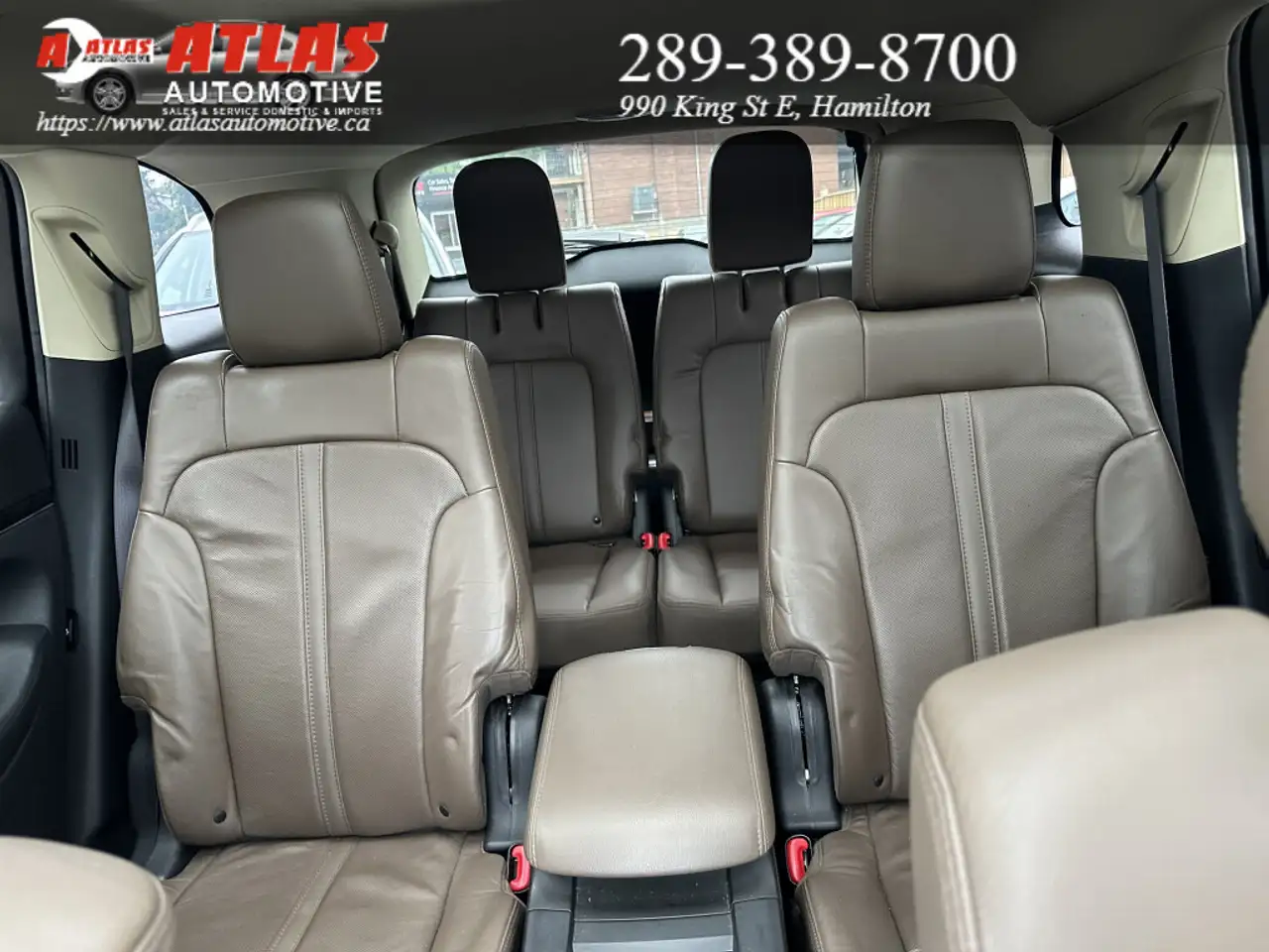 Lincoln MKT снимка Lincoln MKT