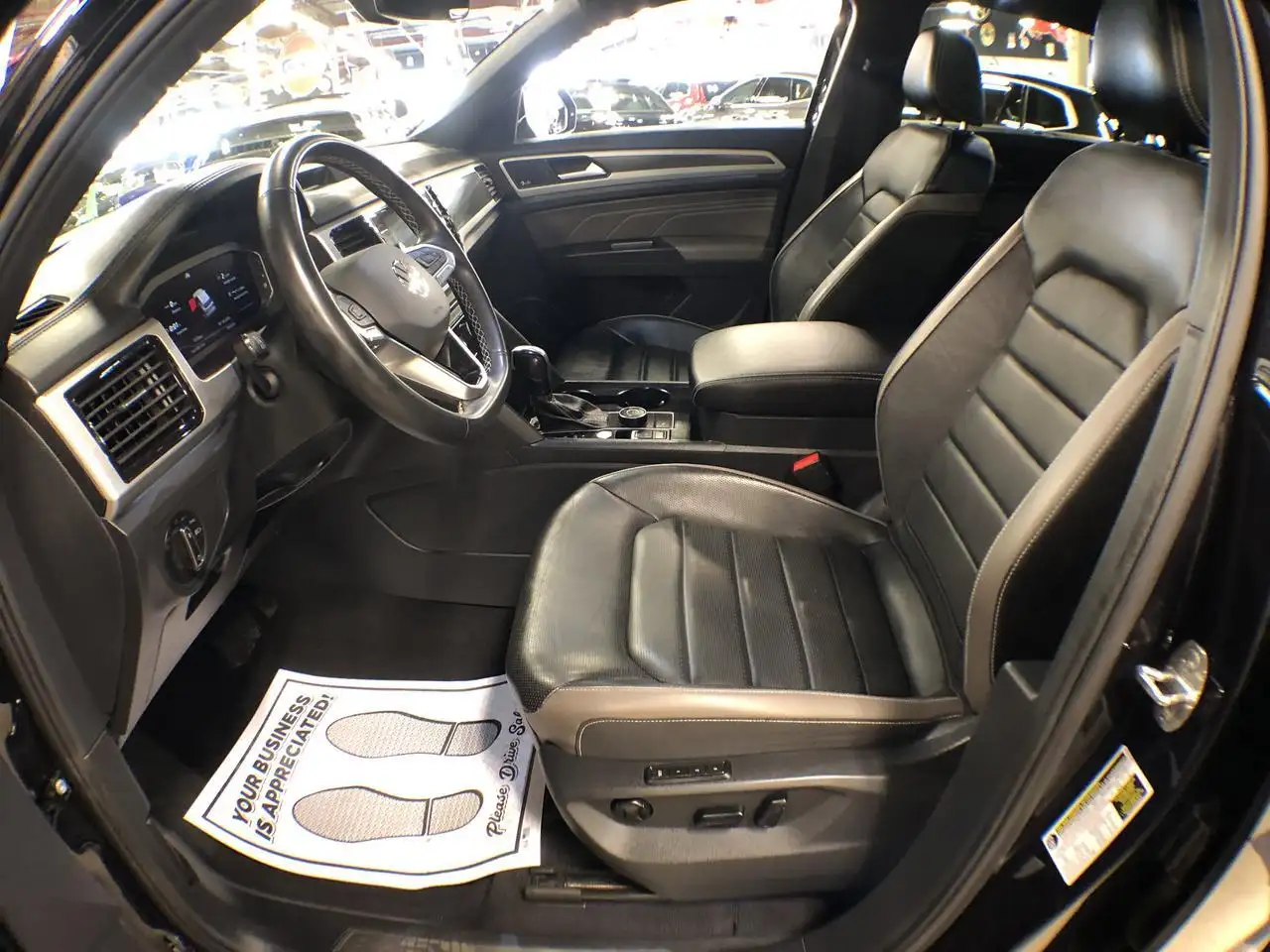 Volkswagen Atlas снимка Volkswagen Atlas
