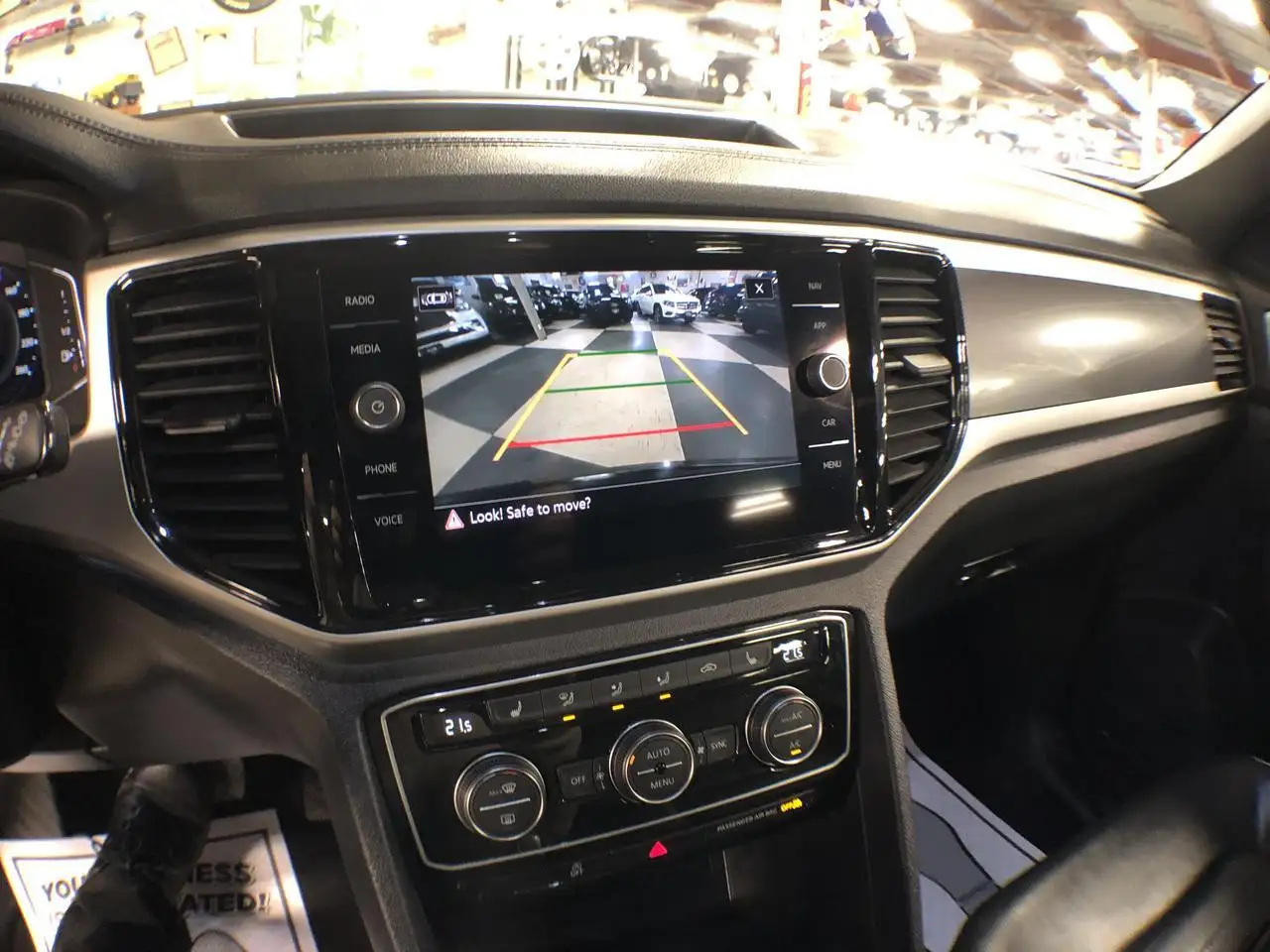 Volkswagen Atlas снимка Volkswagen Atlas