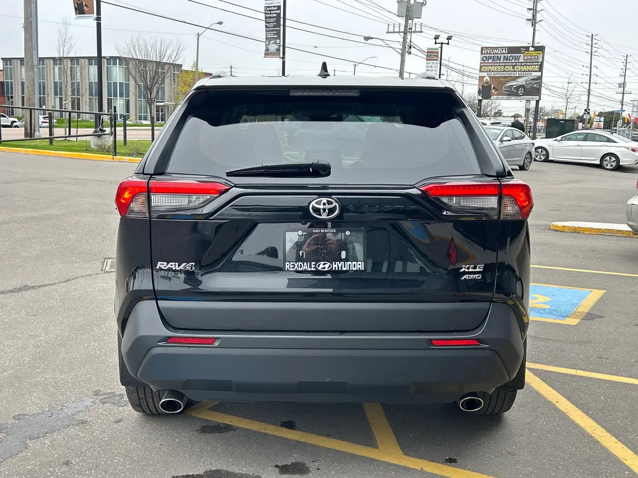 Toyota RAV 4 снимка Toyota RAV 4