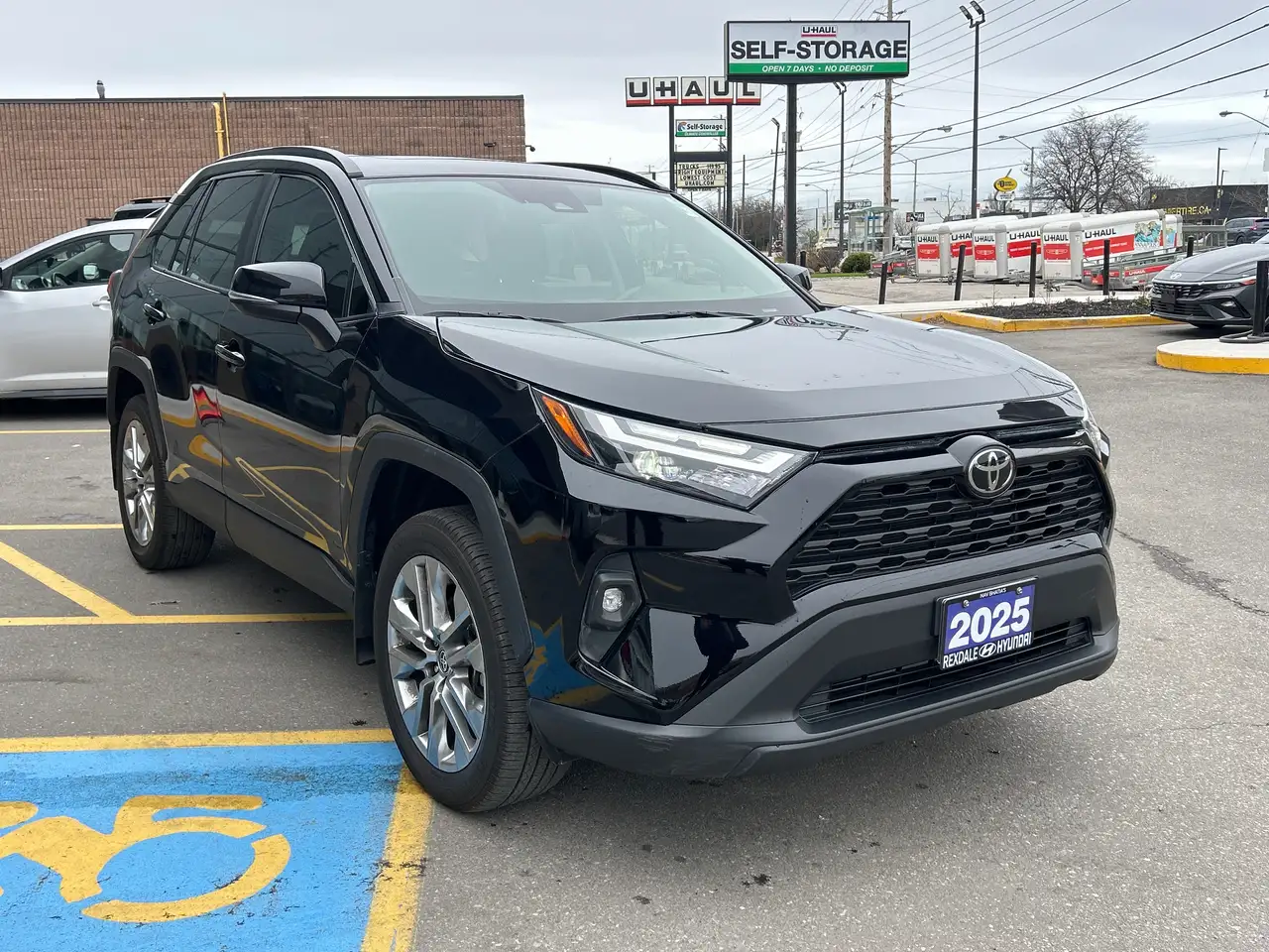 Toyota RAV 4 снимка Toyota RAV 4
