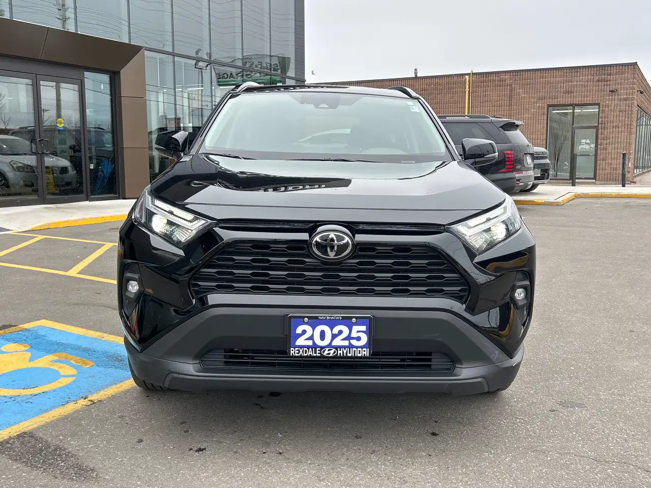 Toyota RAV 4 снимка Toyota RAV 4
