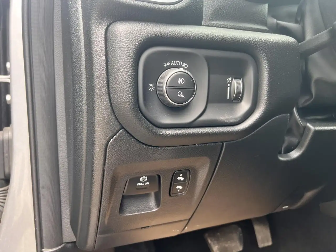 RAM 1500 fotografie RAM 1500