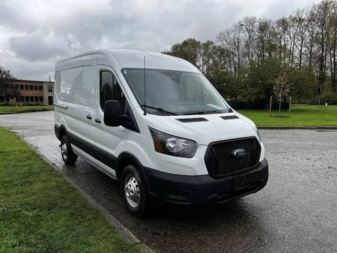 2021 Ford Transit Cargo Van