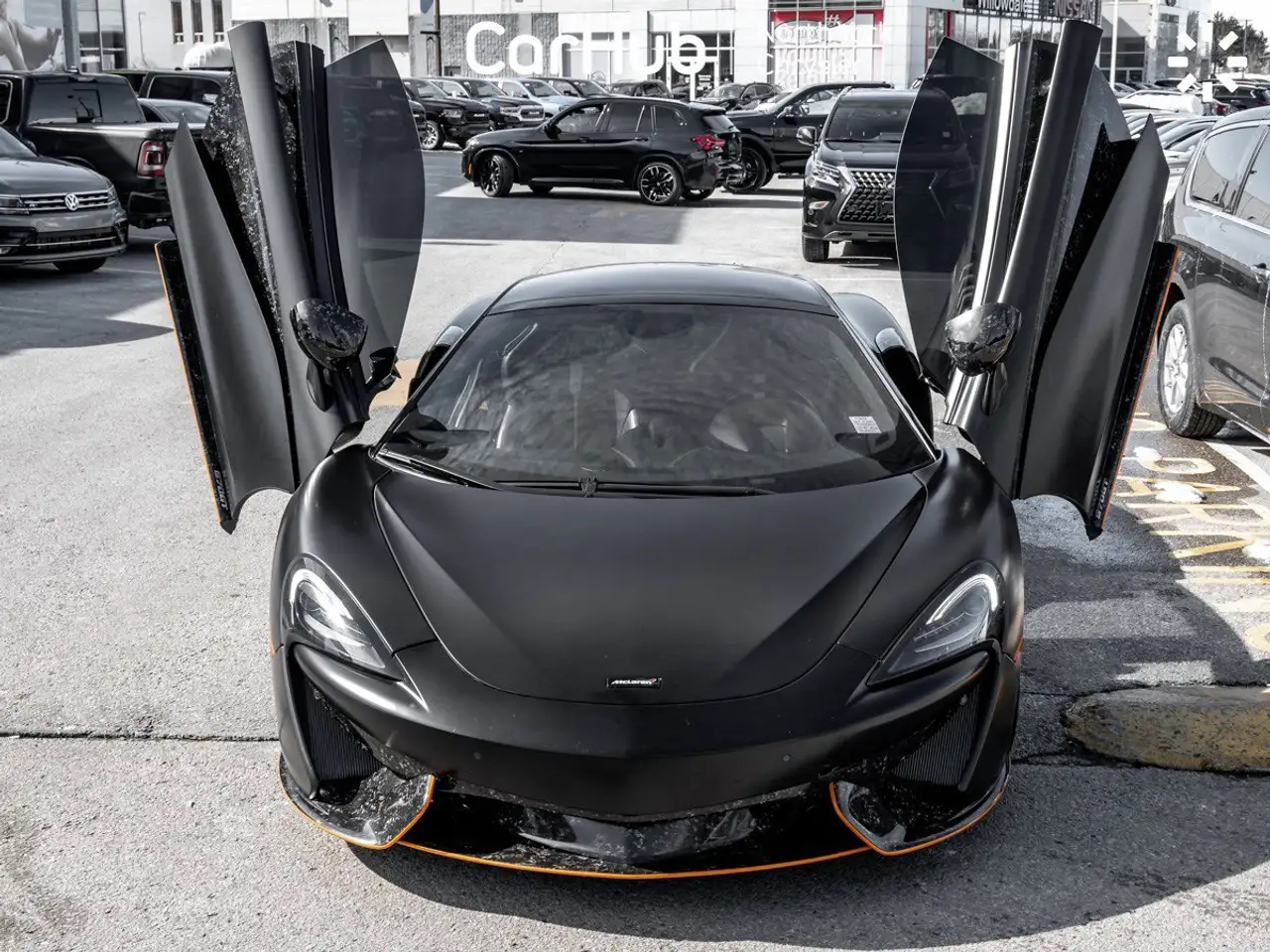McLaren 570GT photo McLaren 570GT