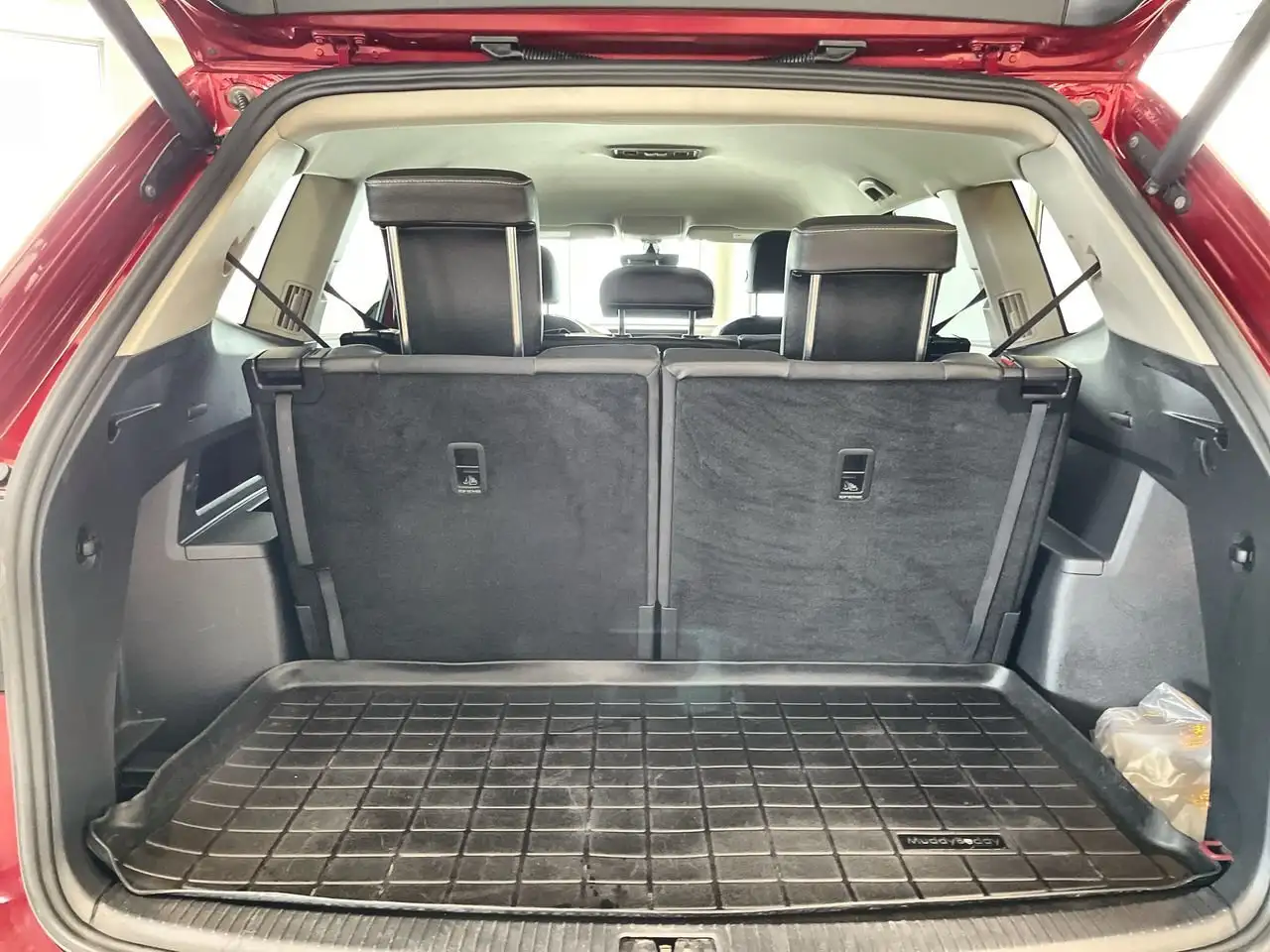 Volkswagen Atlas снимка Volkswagen Atlas
