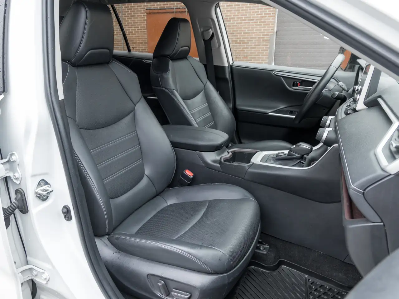 Toyota RAV 4 photo Toyota RAV 4