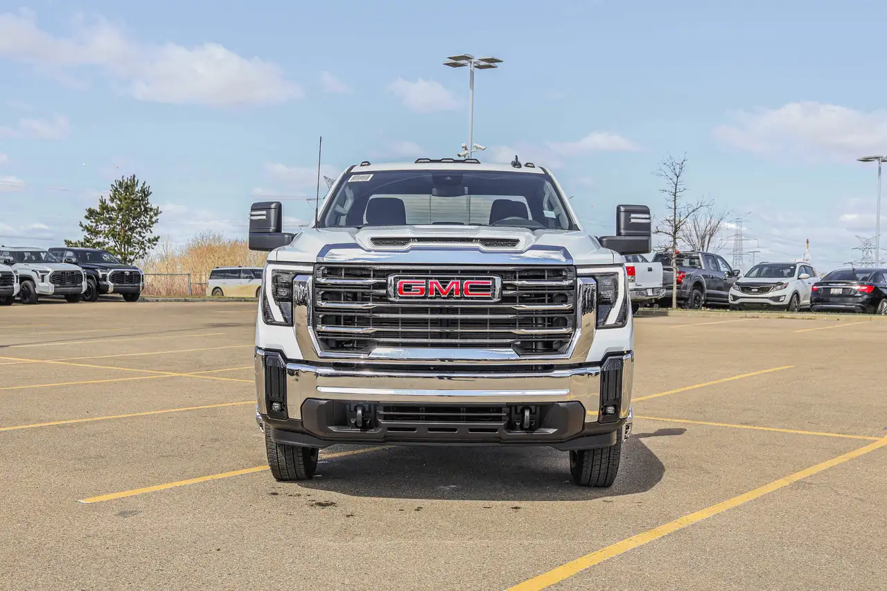 GMC Sierra 3500HD снимка GMC Sierra 3500HD