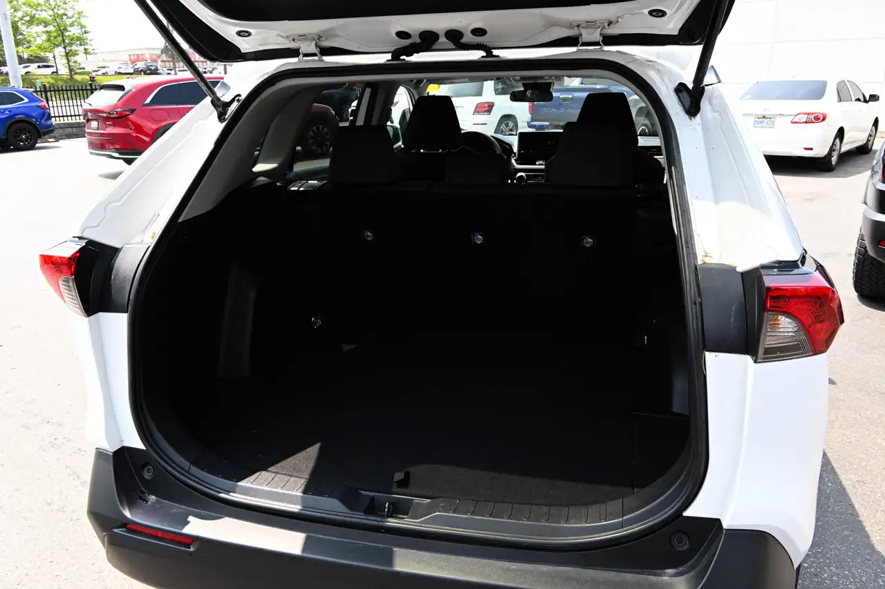 Toyota RAV 4 снимка Toyota RAV 4