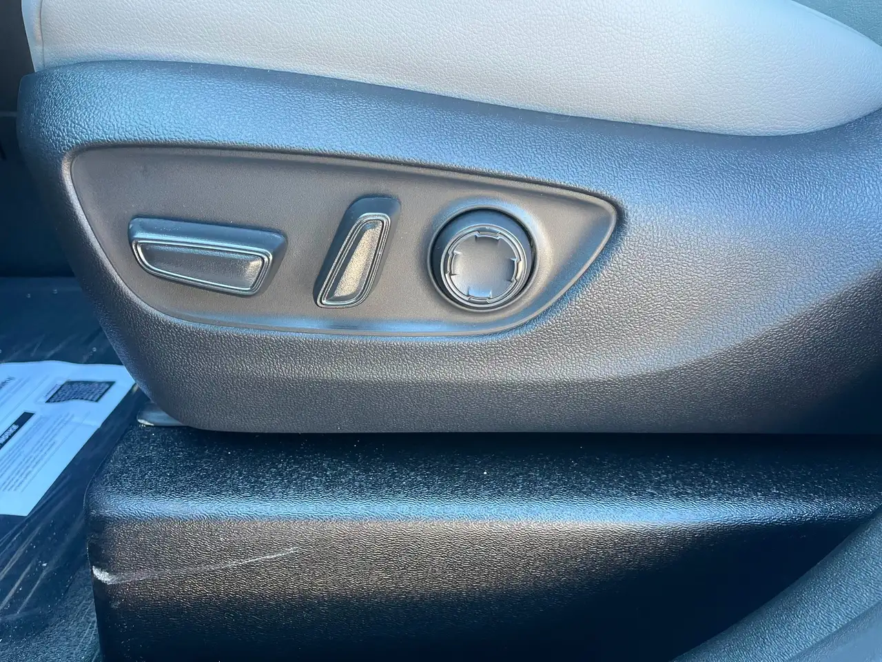 Toyota Sienna снимка Toyota Sienna