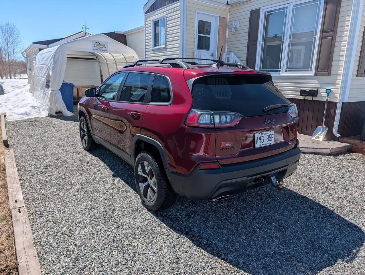 Jeep Cherokee снимка Jeep Cherokee