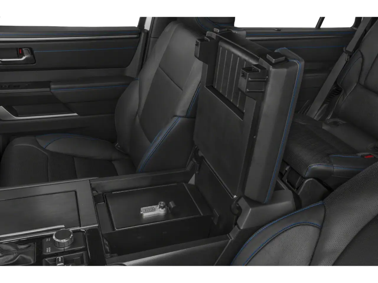 Toyota Sequoia photo Toyota Sequoia