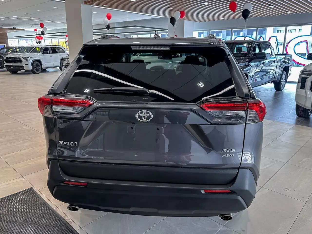 Toyota RAV 4 снимка Toyota RAV 4