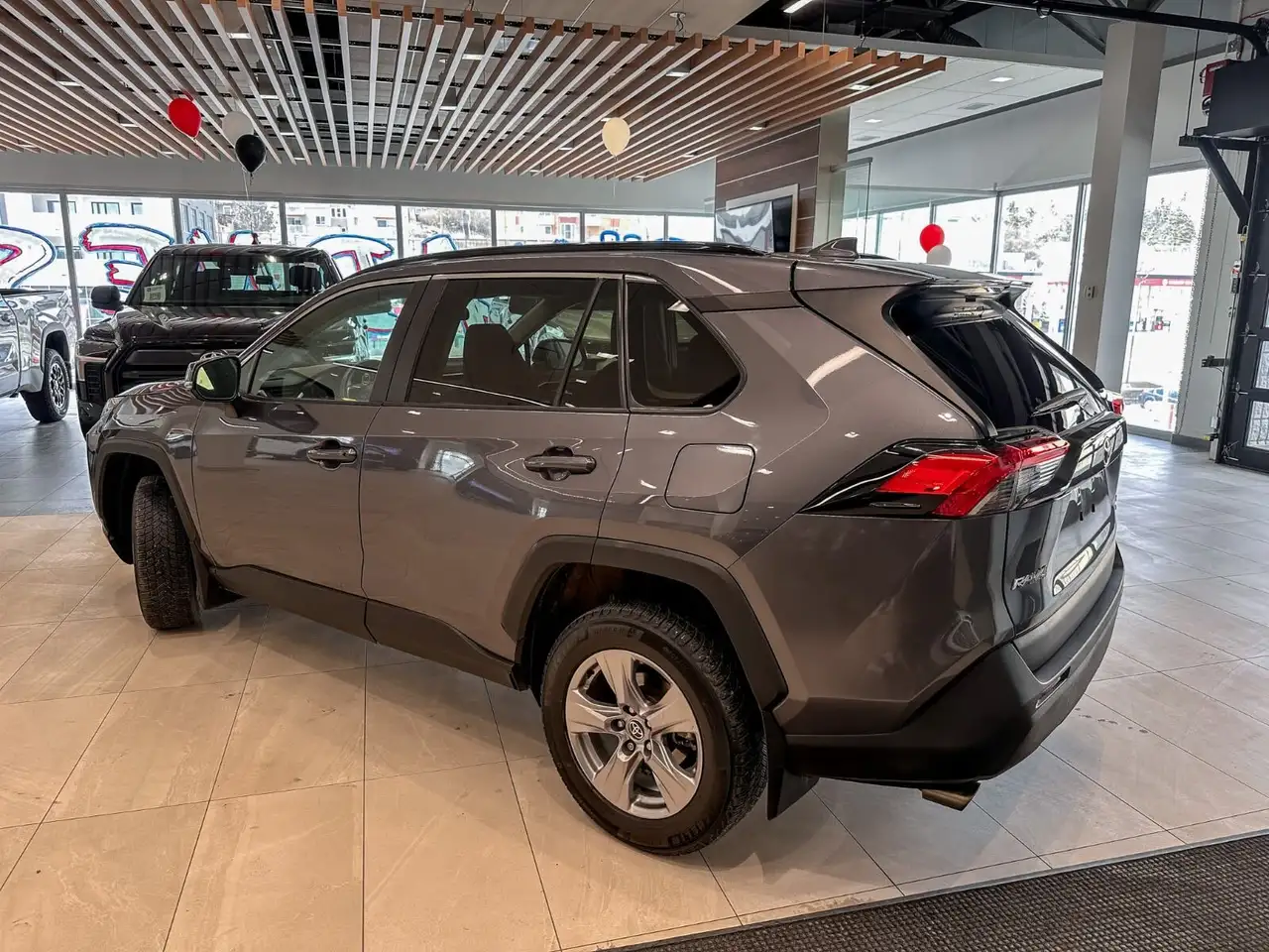 Toyota RAV 4 снимка Toyota RAV 4