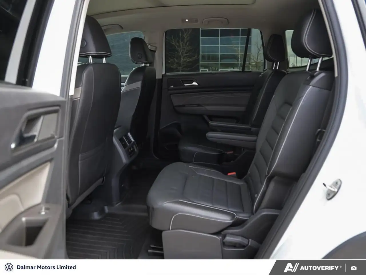 Volkswagen Atlas снимка Volkswagen Atlas