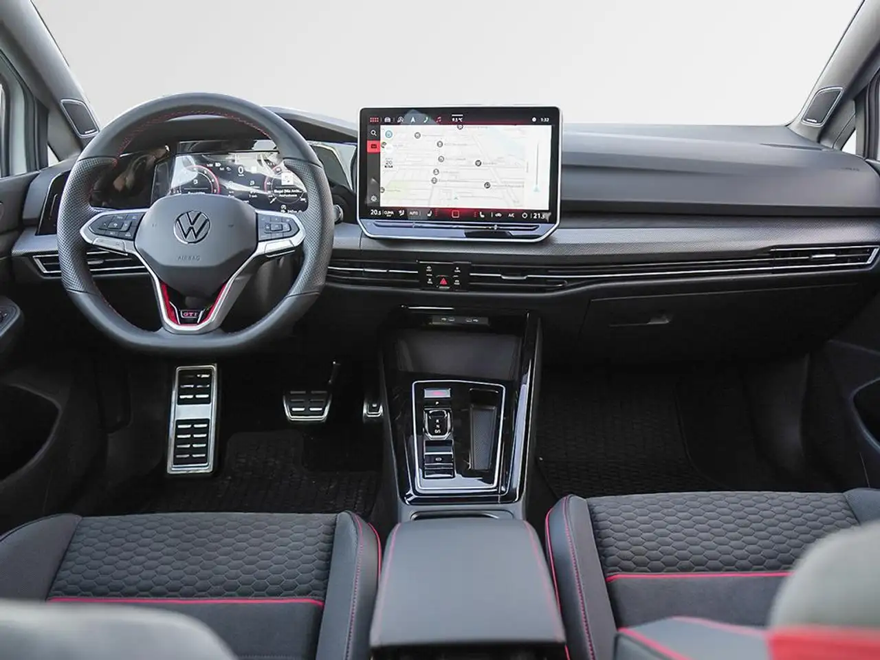Volkswagen Golf GTI снимка Volkswagen Golf GTI