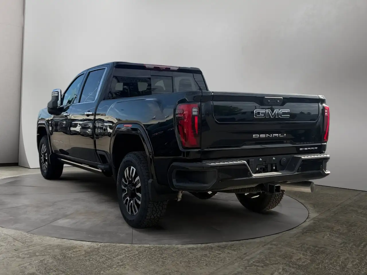 GMC Sierra 3500HD photo GMC Sierra 3500HD