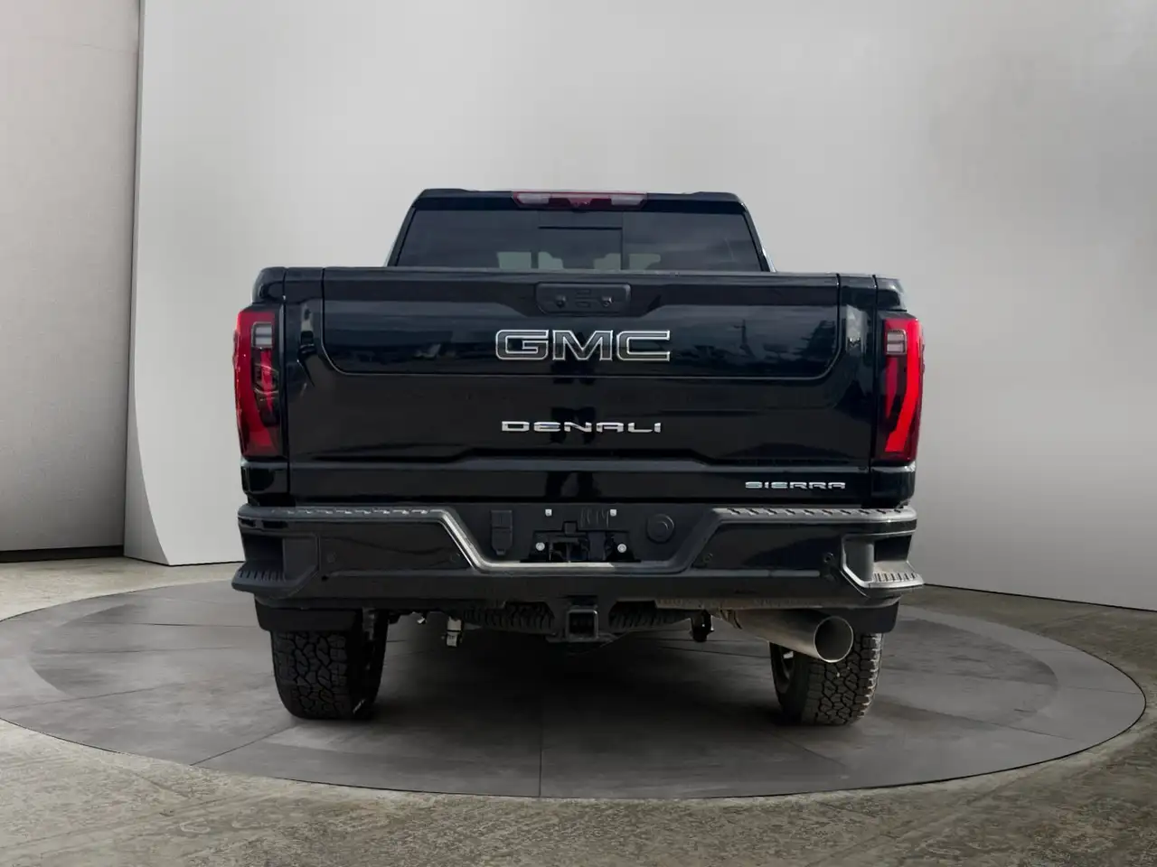 GMC Sierra 3500HD photo GMC Sierra 3500HD