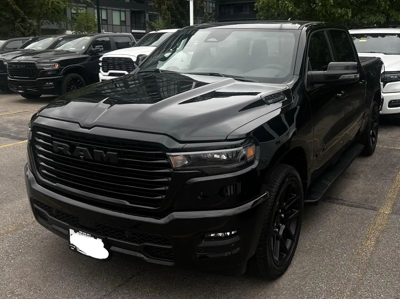 RAM 1500 снимка RAM 1500
