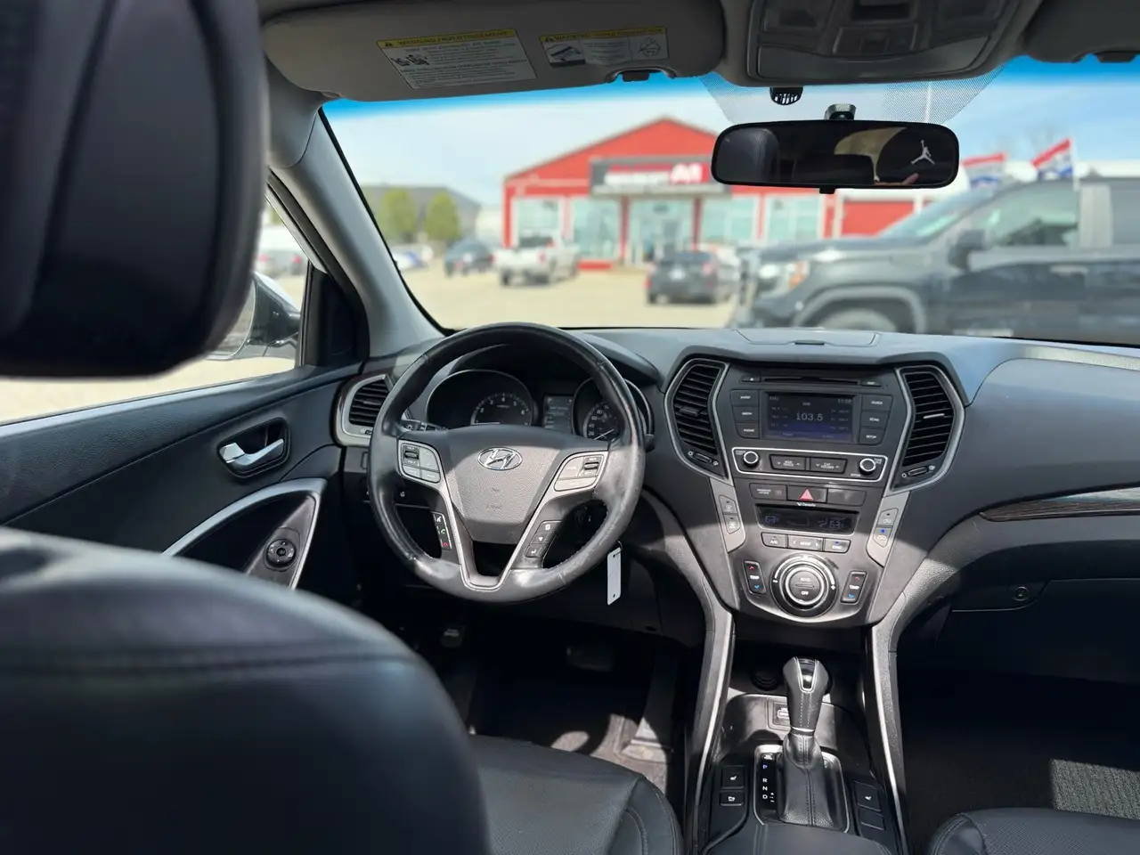 Hyundai SANTA FE снимка Hyundai SANTA FE
