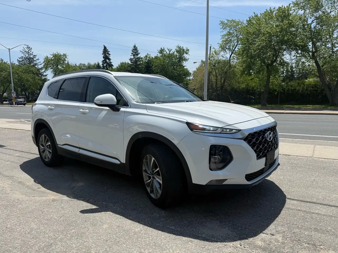 Hyundai SANTA FE photo Hyundai SANTA FE