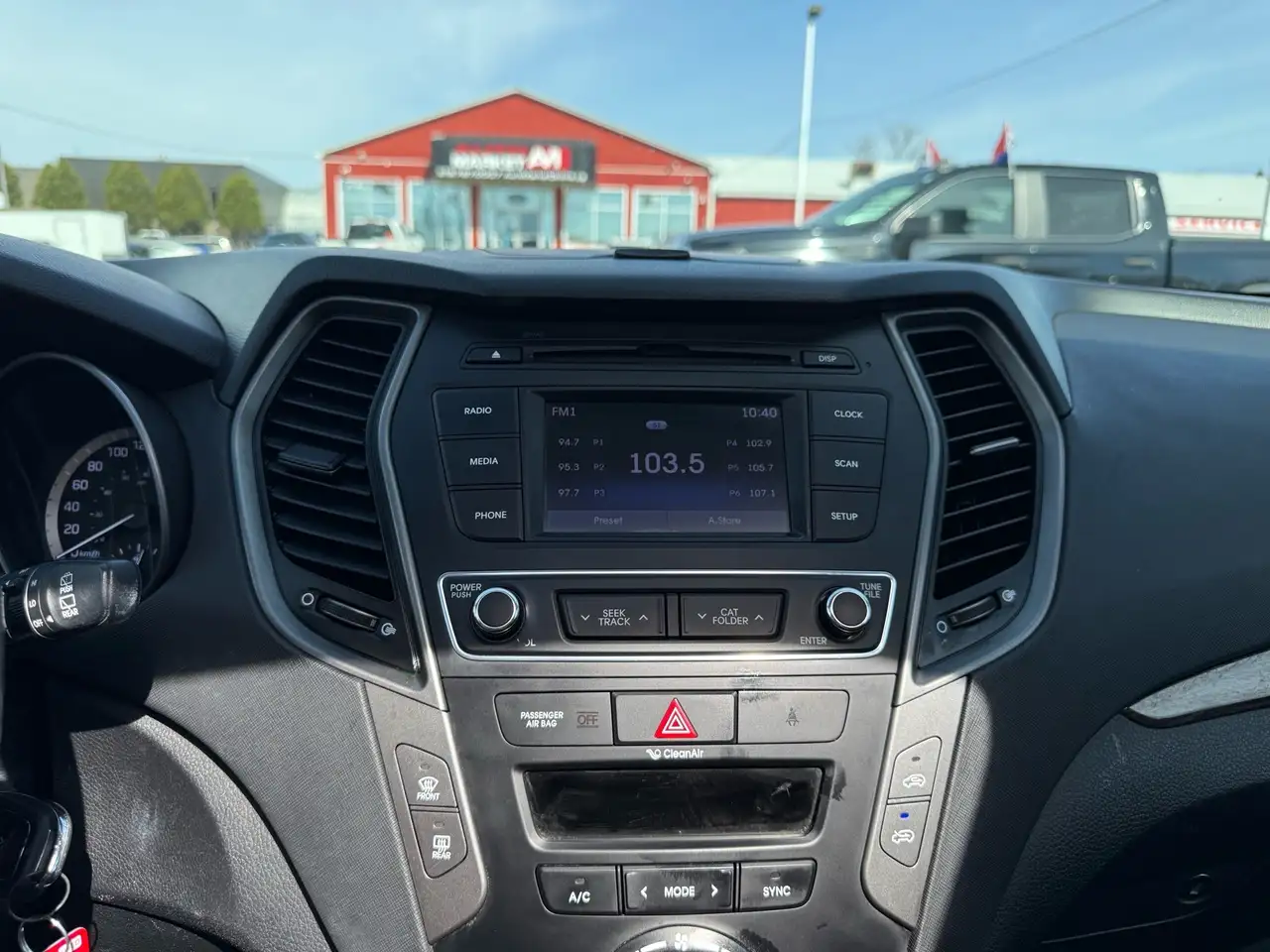 Hyundai SANTA FE снимка Hyundai SANTA FE