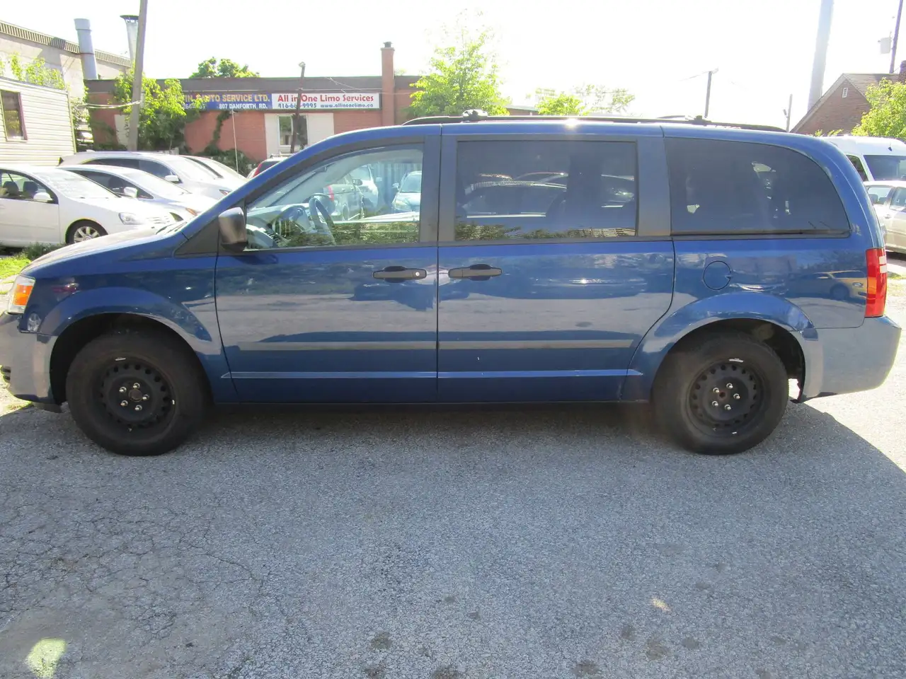 Dodge Grand Caravan снимка Dodge Grand Caravan