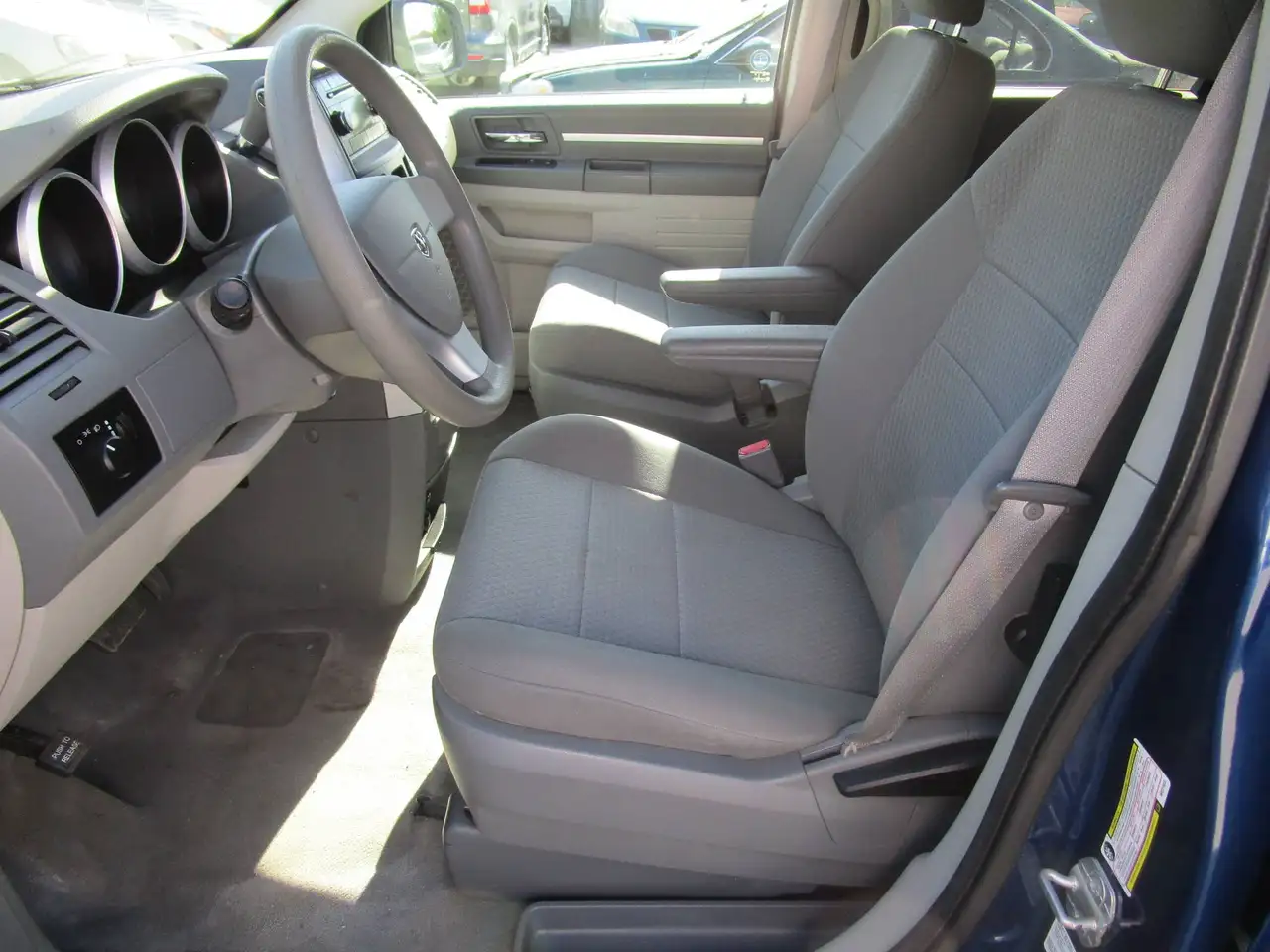 Dodge Grand Caravan снимка Dodge Grand Caravan