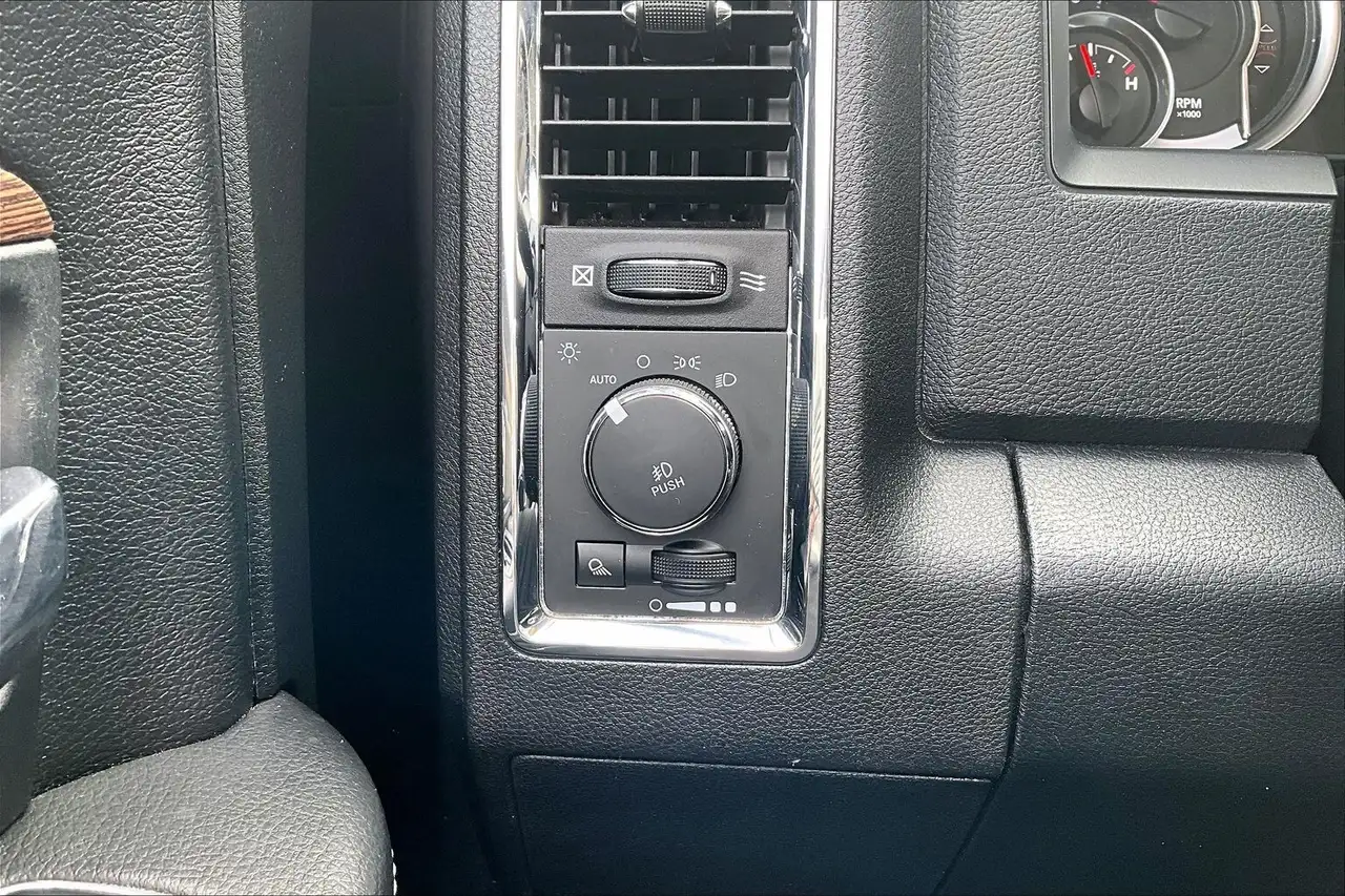 RAM 1500 photo RAM 1500