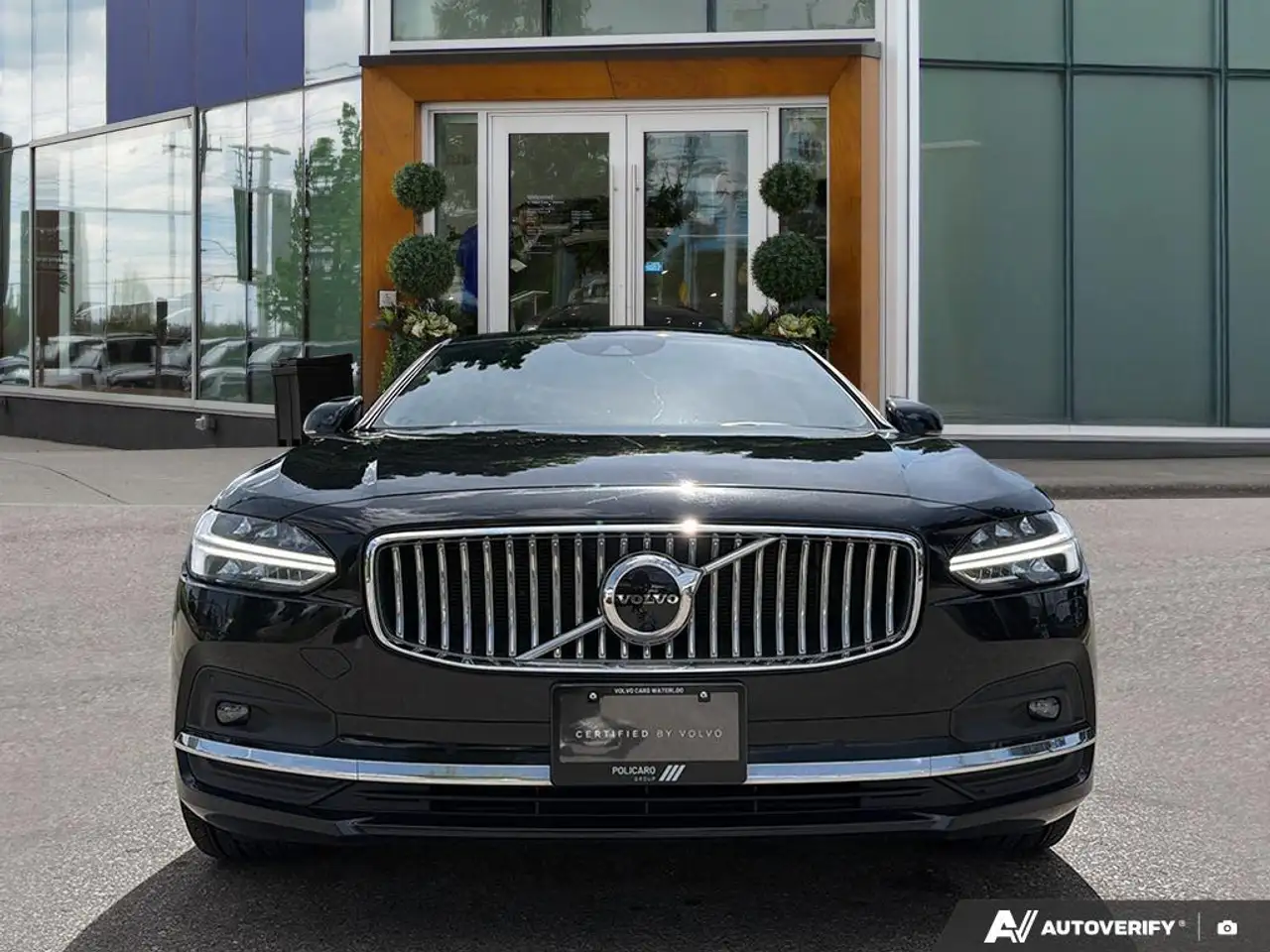 Volvo S90 снимка Volvo S90