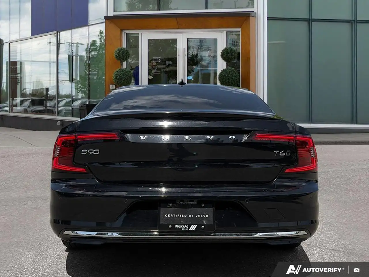 Volvo S90 снимка Volvo S90
