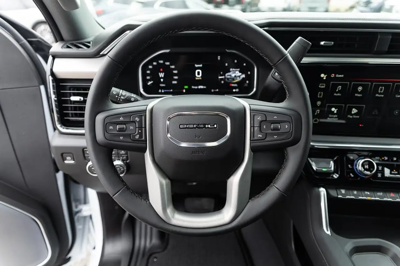 GMC Sierra 3500HD снимка GMC Sierra 3500HD
