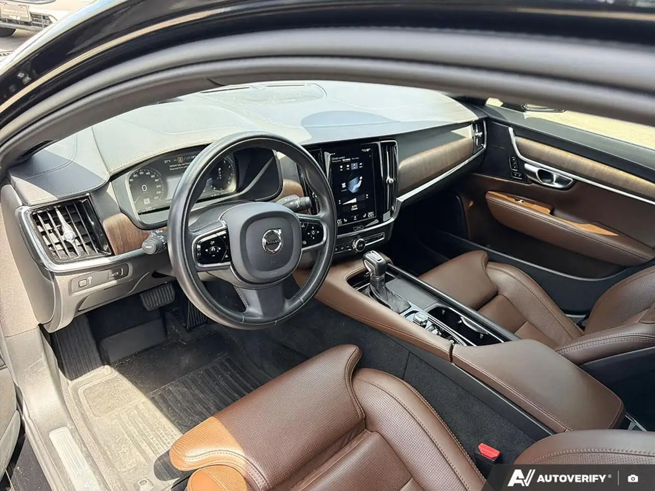 Volvo S90 снимка Volvo S90