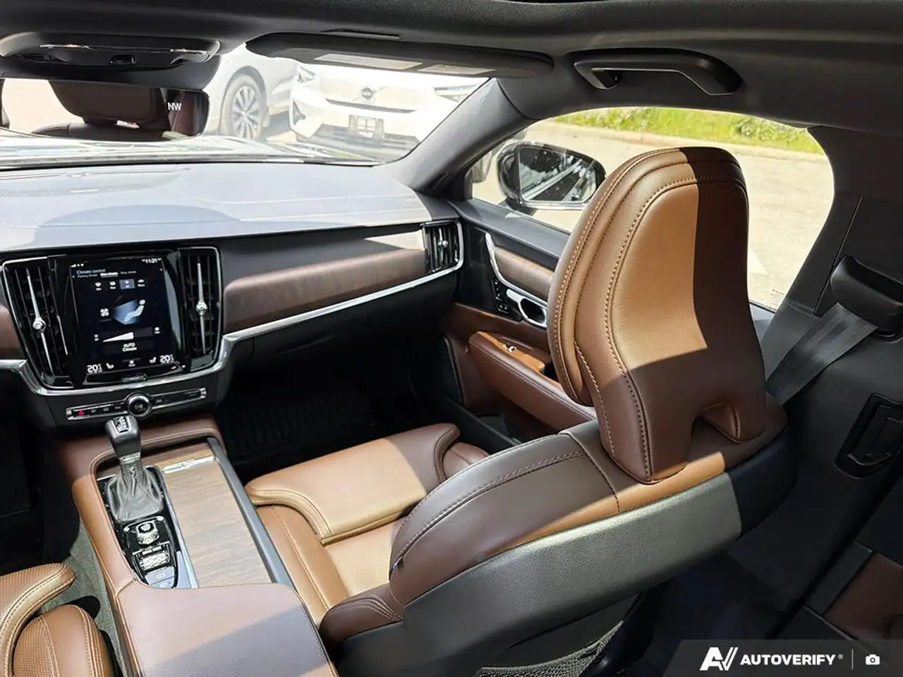 Volvo S90 снимка Volvo S90