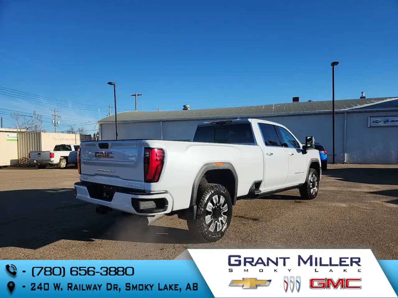 GMC Sierra 3500HD снимка GMC Sierra 3500HD