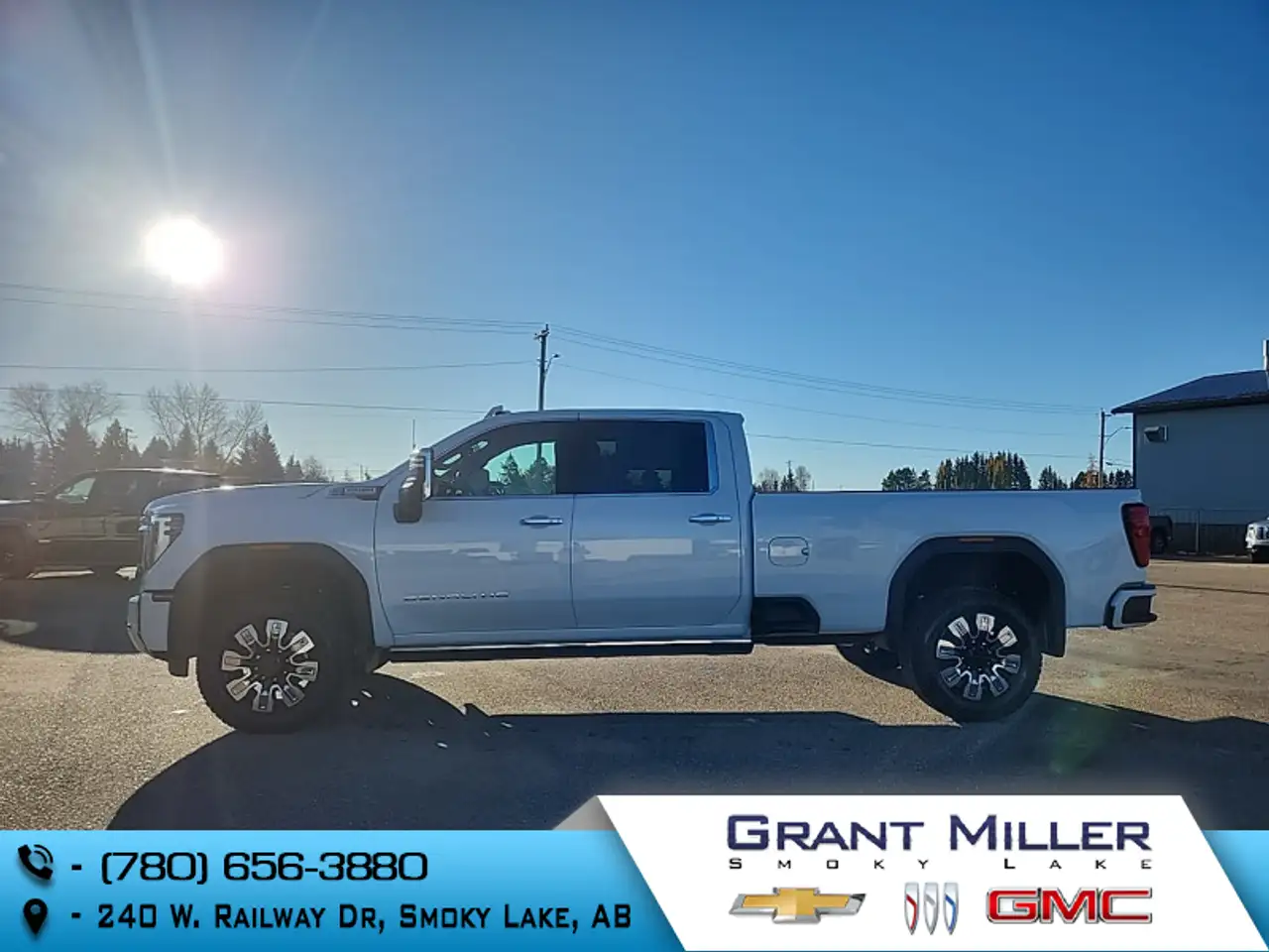 GMC Sierra 3500HD снимка GMC Sierra 3500HD