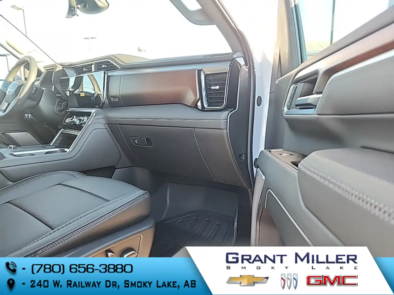 GMC Sierra 3500HD снимка GMC Sierra 3500HD