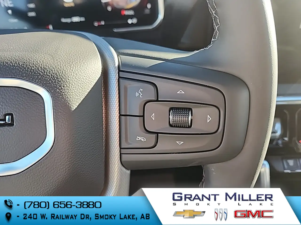 GMC Sierra 3500HD снимка GMC Sierra 3500HD