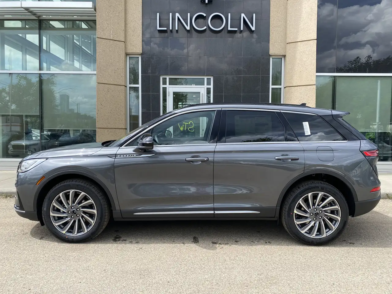 Lincoln Corsair снимка Lincoln Corsair