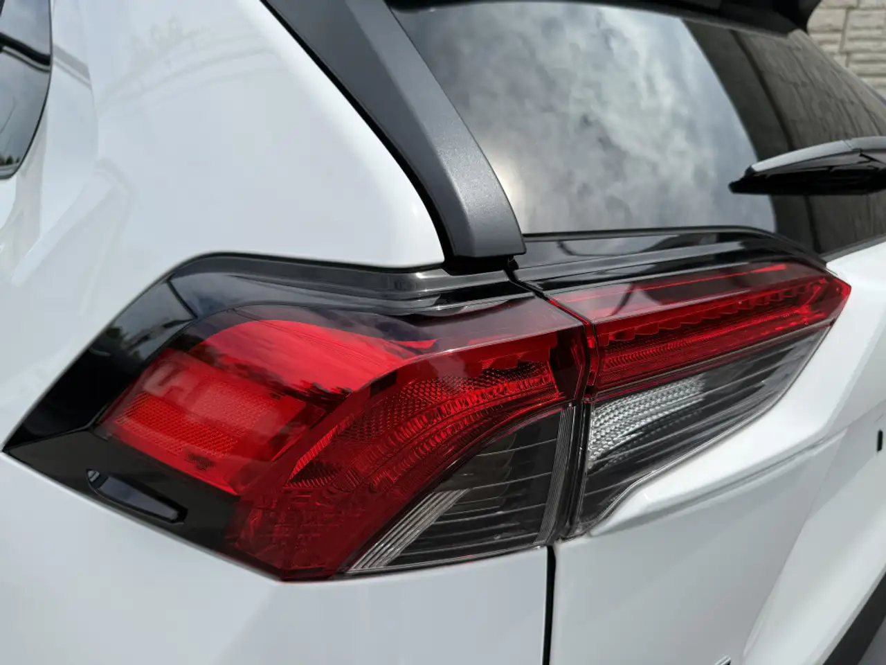 Toyota RAV 4 снимка Toyota RAV 4