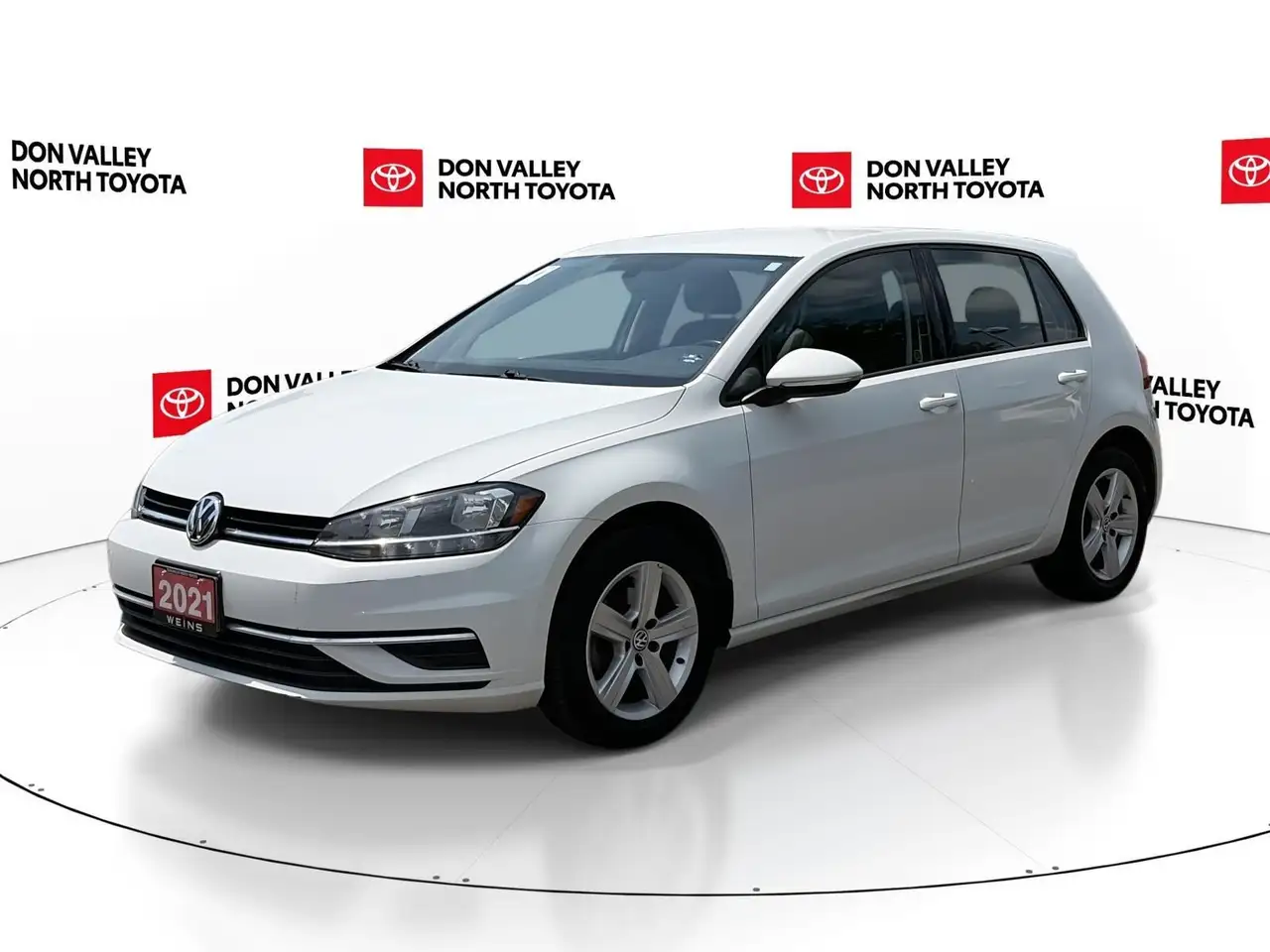 Volkswagen Golf photo Volkswagen Golf