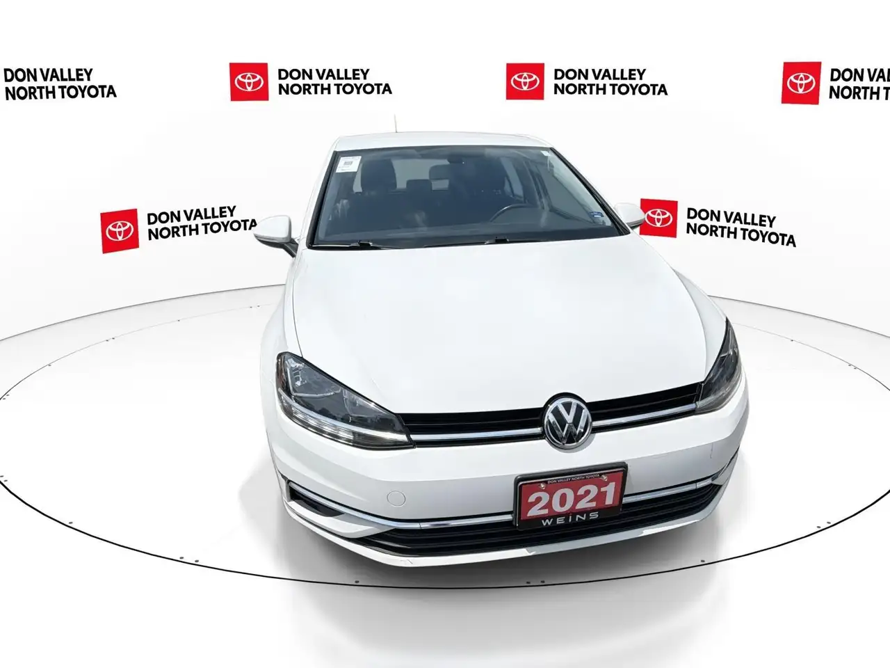 Volkswagen Golf photo Volkswagen Golf