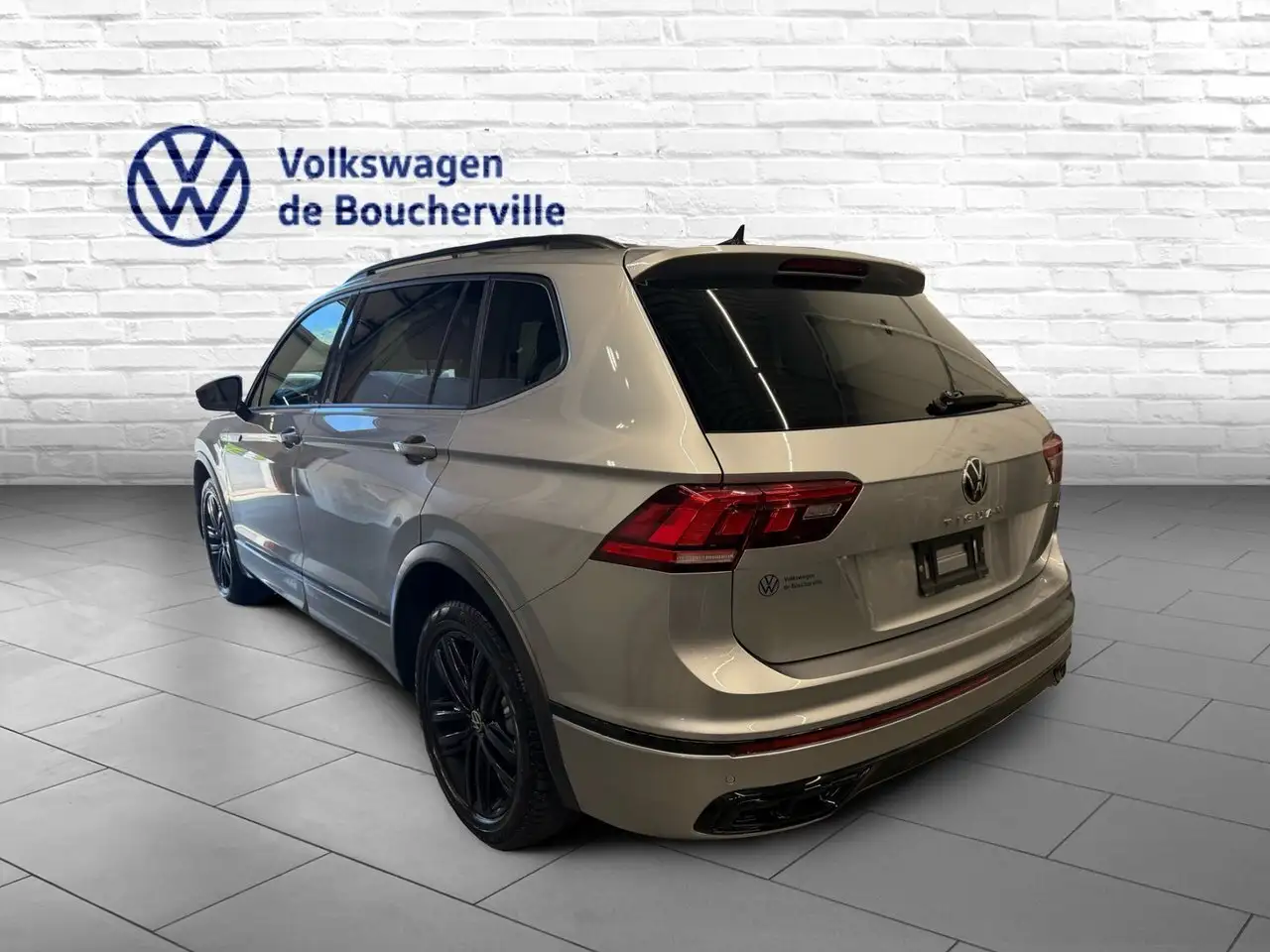 Volkswagen Tiguan снимка Volkswagen Tiguan
