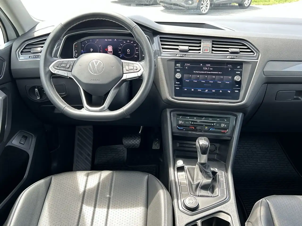 Volkswagen Tiguan снимка Volkswagen Tiguan