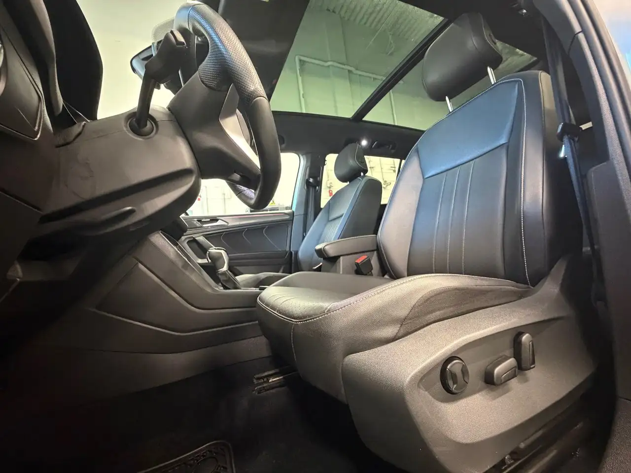 Volkswagen Tiguan снимка Volkswagen Tiguan
