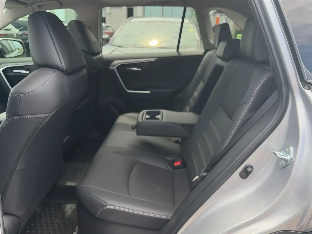 Toyota RAV 4 photo Toyota RAV 4